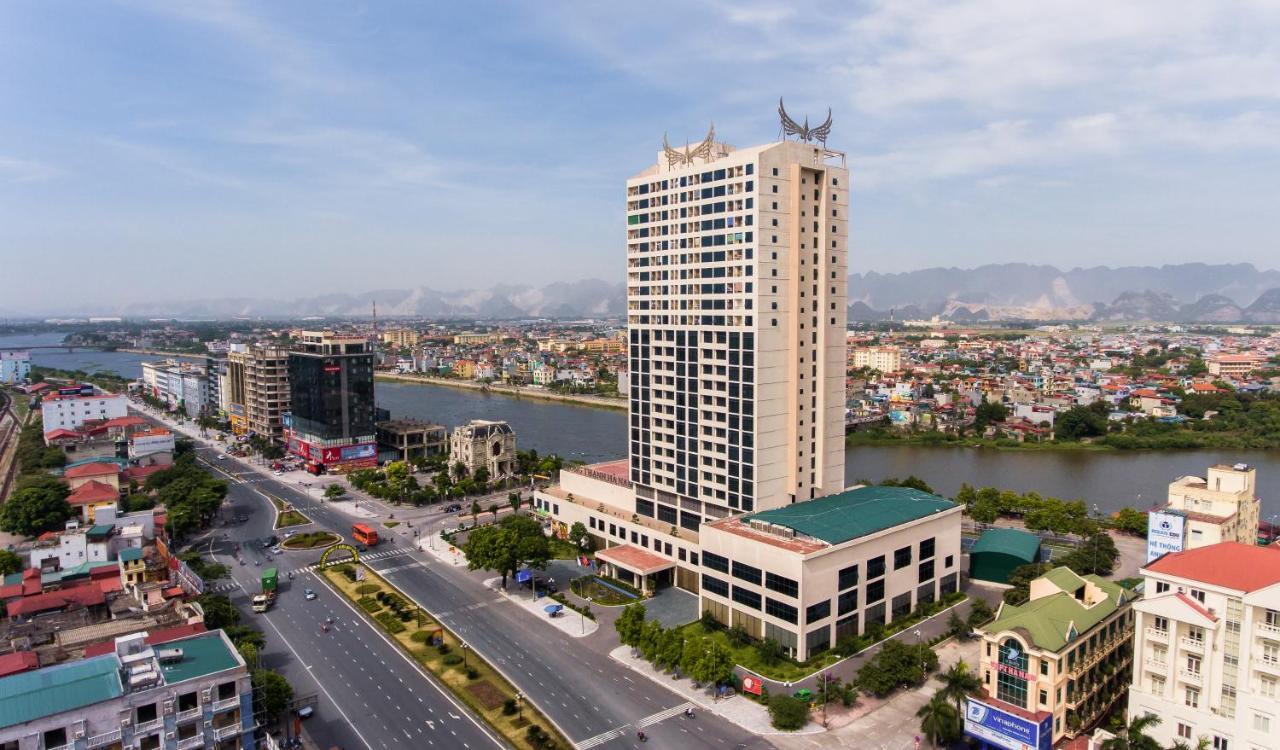 Muong Thanh Luxury Ha Nam Phu Ly Esterno foto